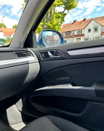 Skoda Superb cena 30500 przebieg: 285000, rok produkcji 2012 z Złocieniec małe 232